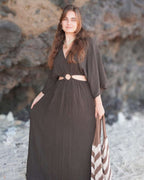 Elea Chocolat - Robe longue avec col en V